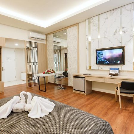 เดอะ อาเลียนเต โฮเทล Hotel มะลัง ภายนอก รูปภาพ