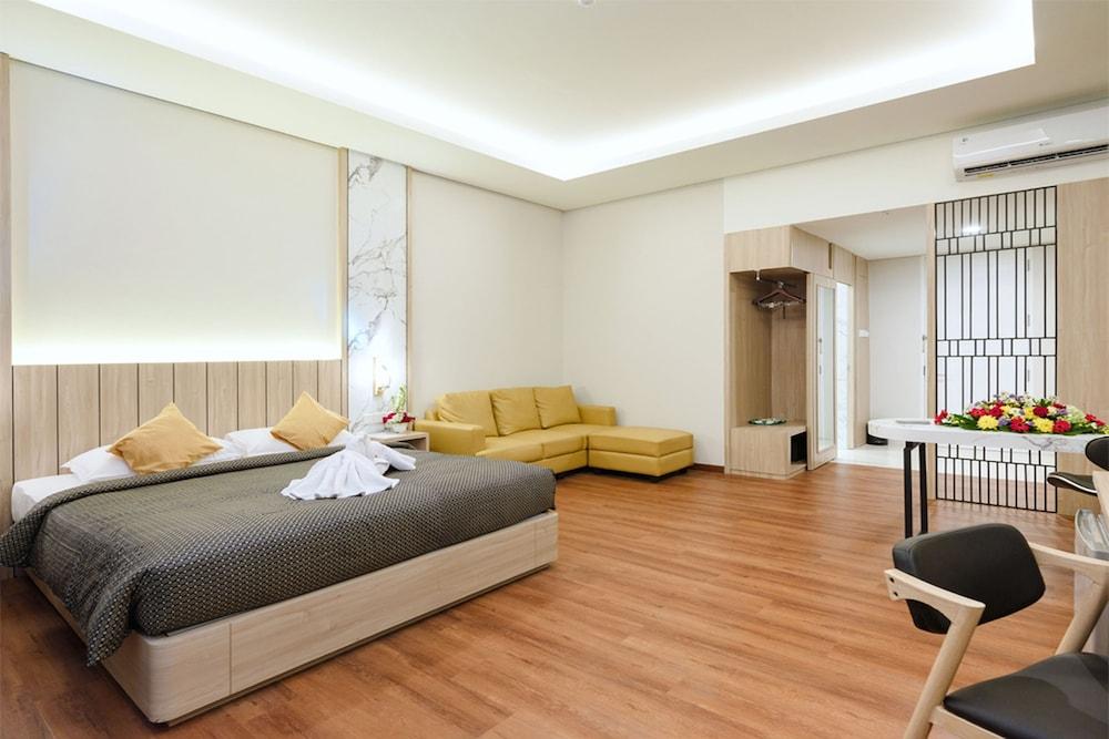 เดอะ อาเลียนเต โฮเทล Hotel มะลัง ภายนอก รูปภาพ