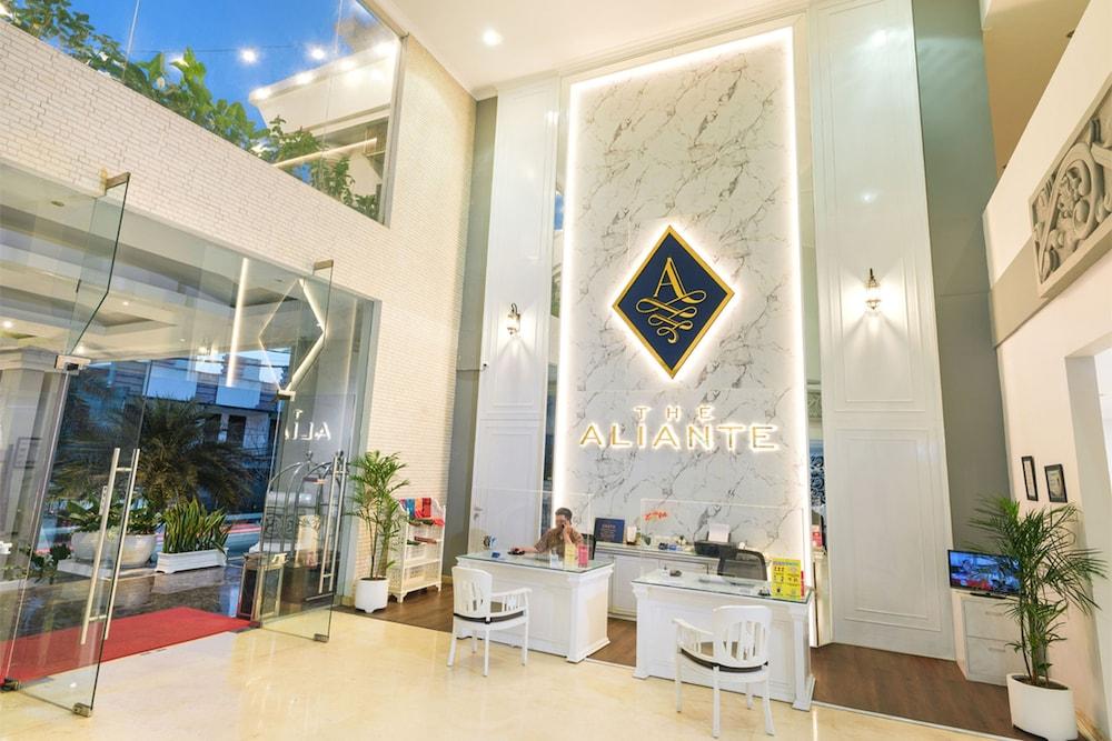 เดอะ อาเลียนเต โฮเทล Hotel มะลัง ภายนอก รูปภาพ