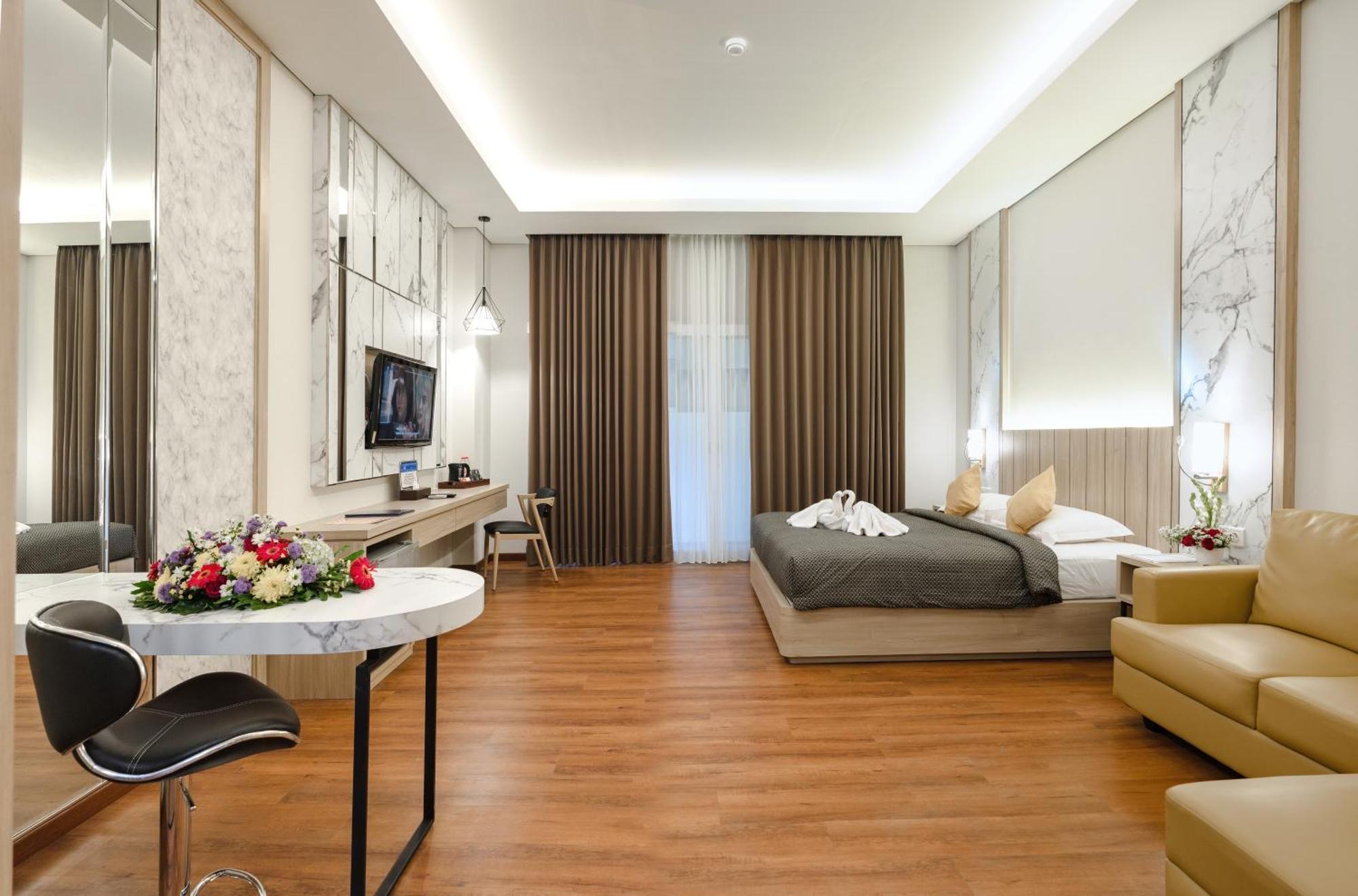 เดอะ อาเลียนเต โฮเทล Hotel มะลัง ภายนอก รูปภาพ