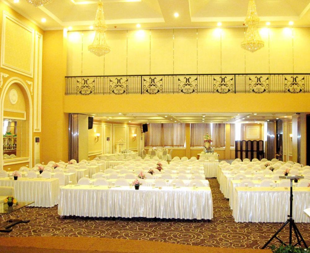 เดอะ อาเลียนเต โฮเทล Hotel มะลัง ภายนอก รูปภาพ
